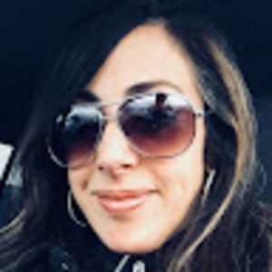 Meet your Posher, Lauren